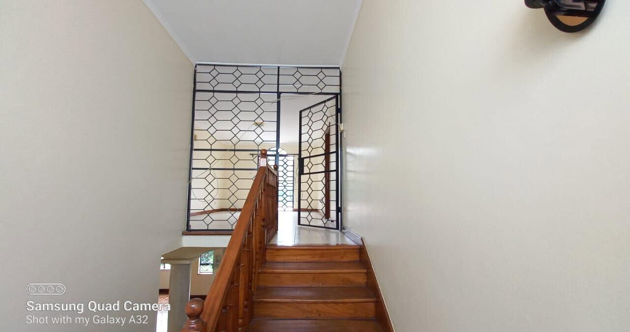 4BR All-Ensuite Townhouse with DSQ & Pool Access – Shanzu Road, Nairobi