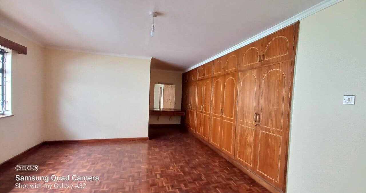 4BR All-Ensuite Townhouse with DSQ & Pool Access – Shanzu Road, Nairobi