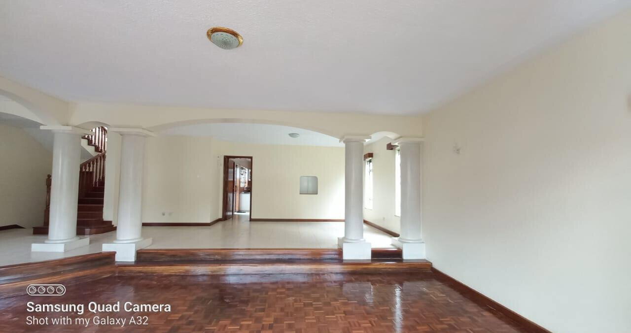 4BR All-Ensuite Townhouse with DSQ & Pool Access – Shanzu Road, Nairobi