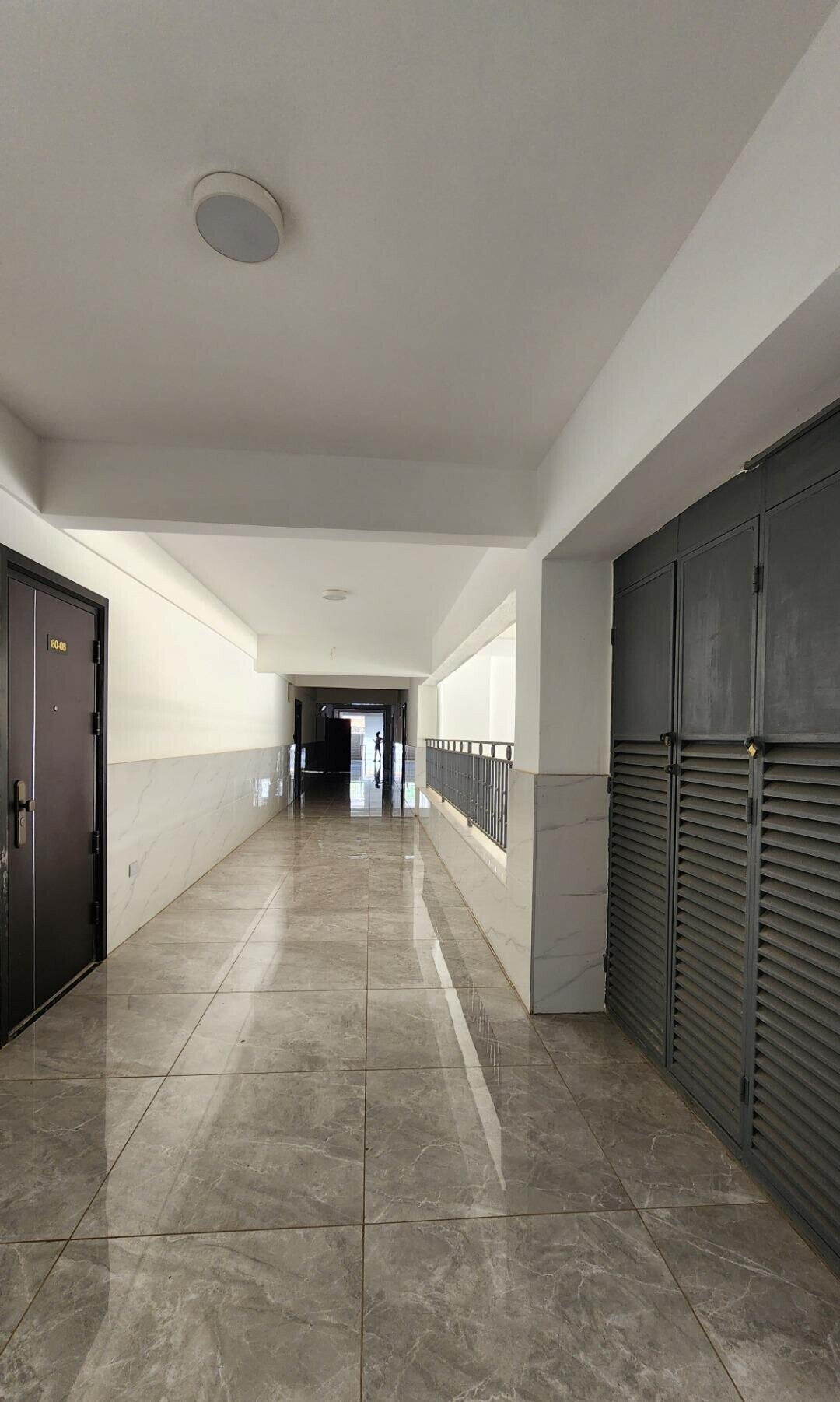 1BR with High-Speed Lifts & Gym - Kilimani