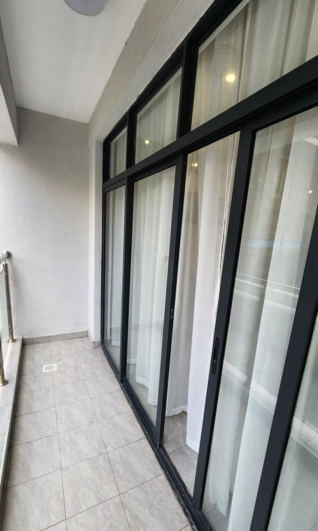 1BR with High-Speed Lifts & Gym - Kilimani