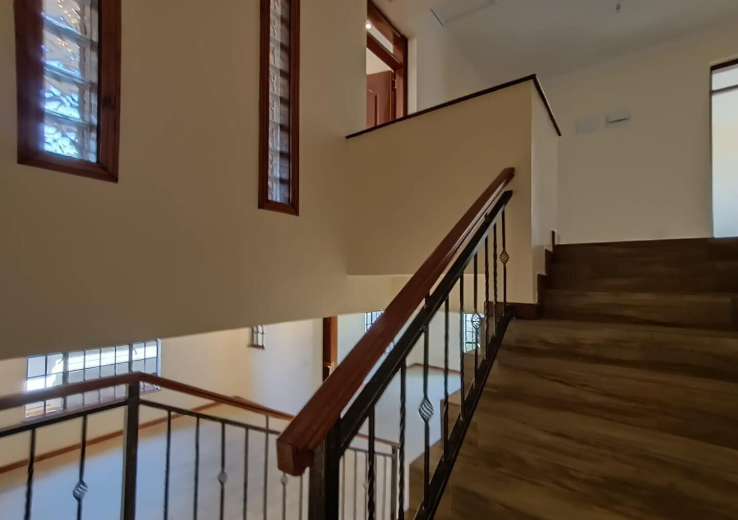 4BR All-Ensuite Townhouse with Balconies & CCTV – Ruiru