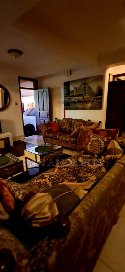 11bdrm House in Shanzu for sale - Image 2