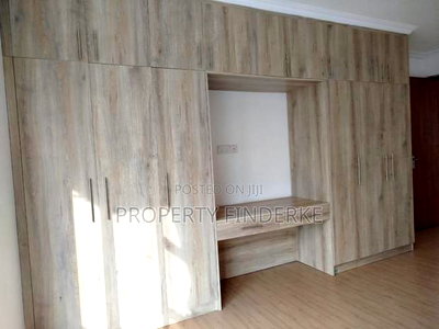 4bdrm Maisonette in Kamakis for sale - Image 4