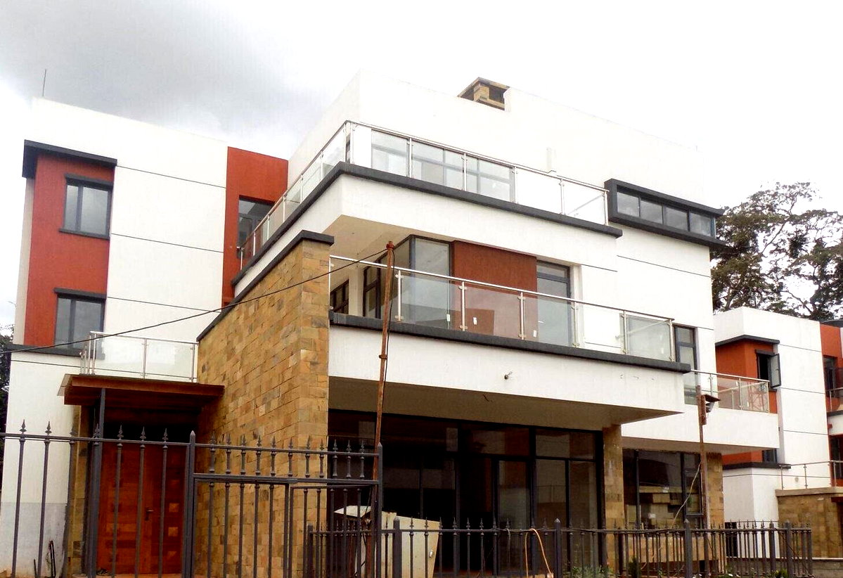 Modern 5-Ensuite Villa with Gym & Steam Room - Lavington