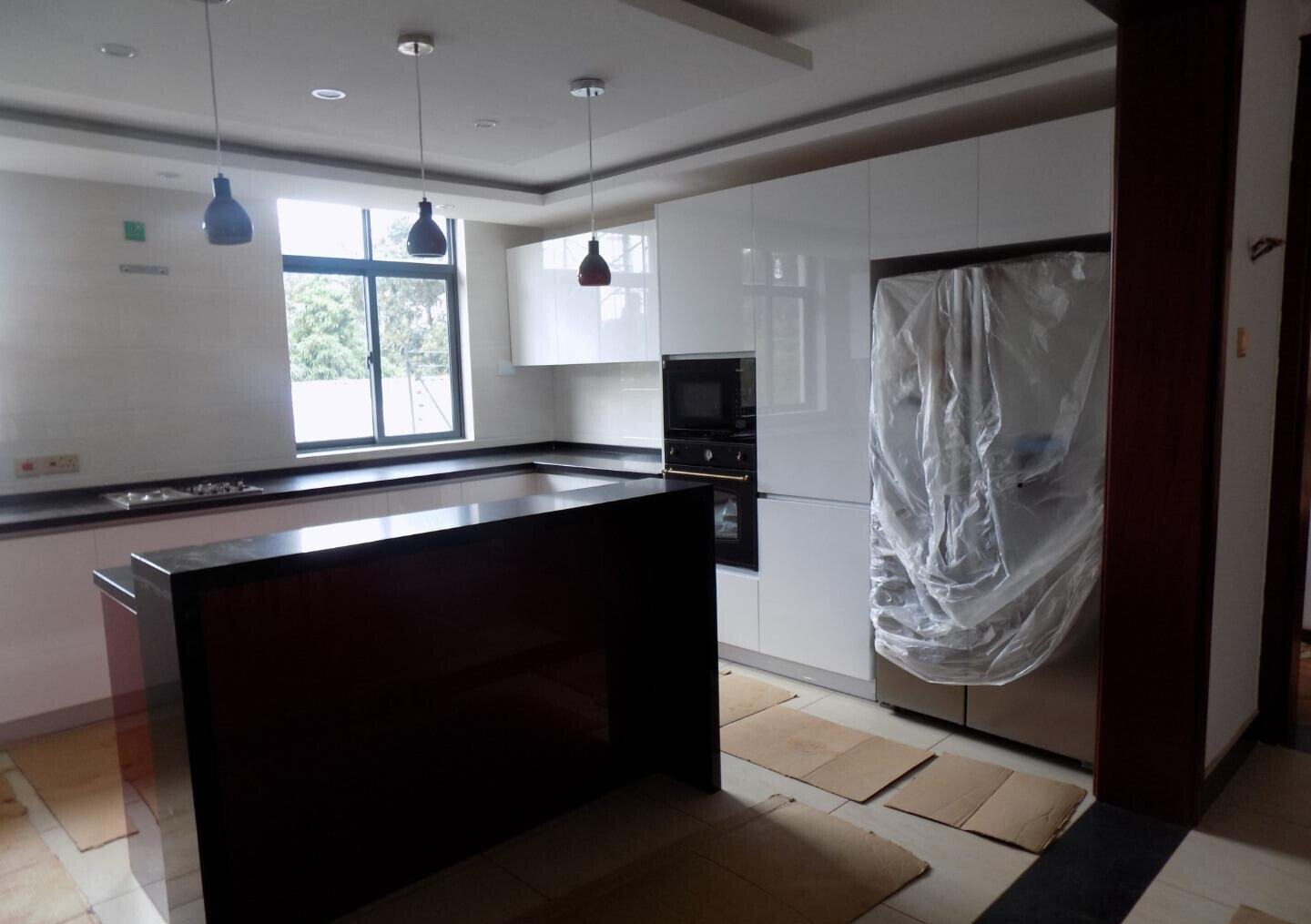 Modern 5-Ensuite Villa with Gym & Steam Room - Lavington