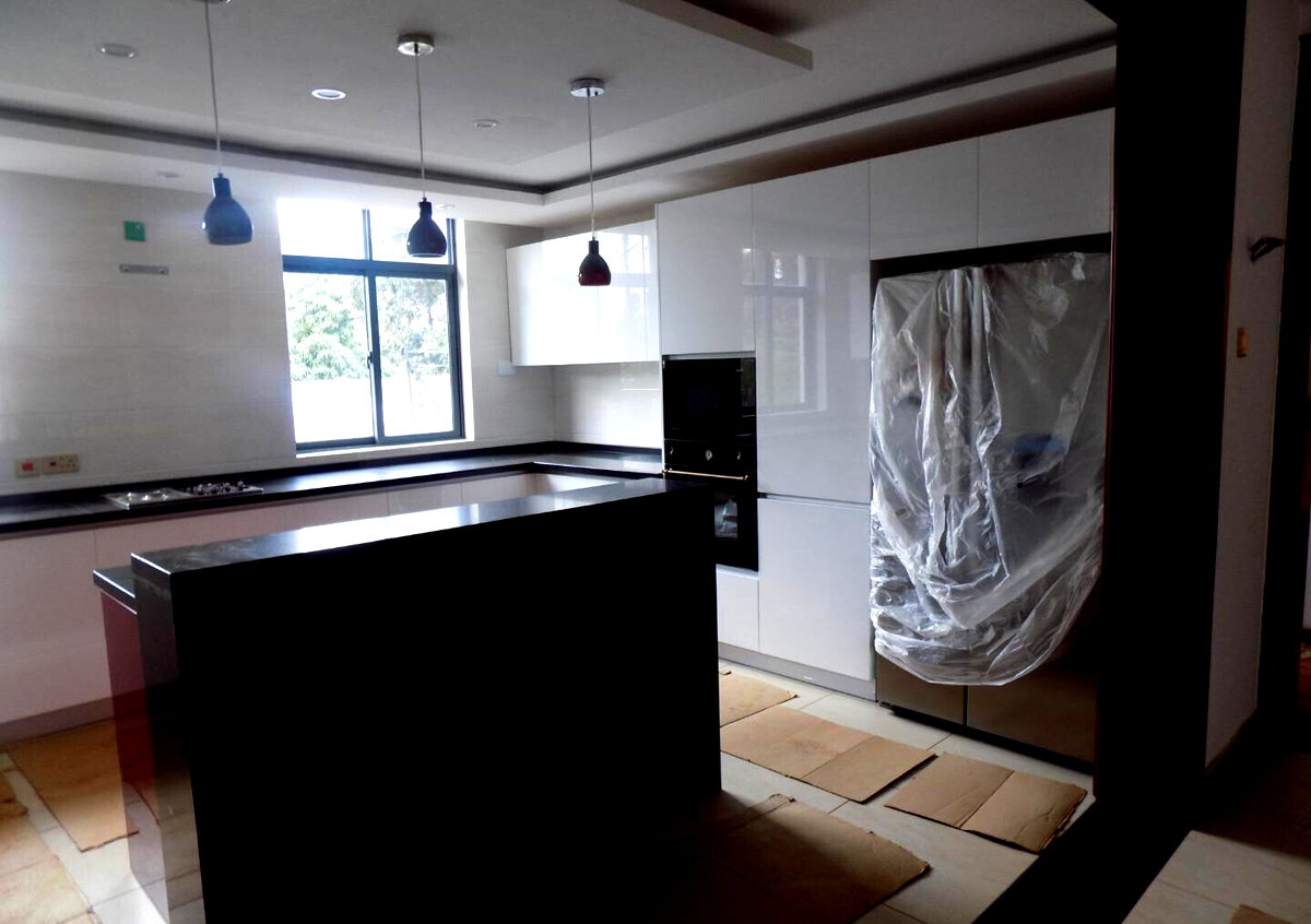 Modern 5-Ensuite Villa with Gym & Steam Room - Lavington