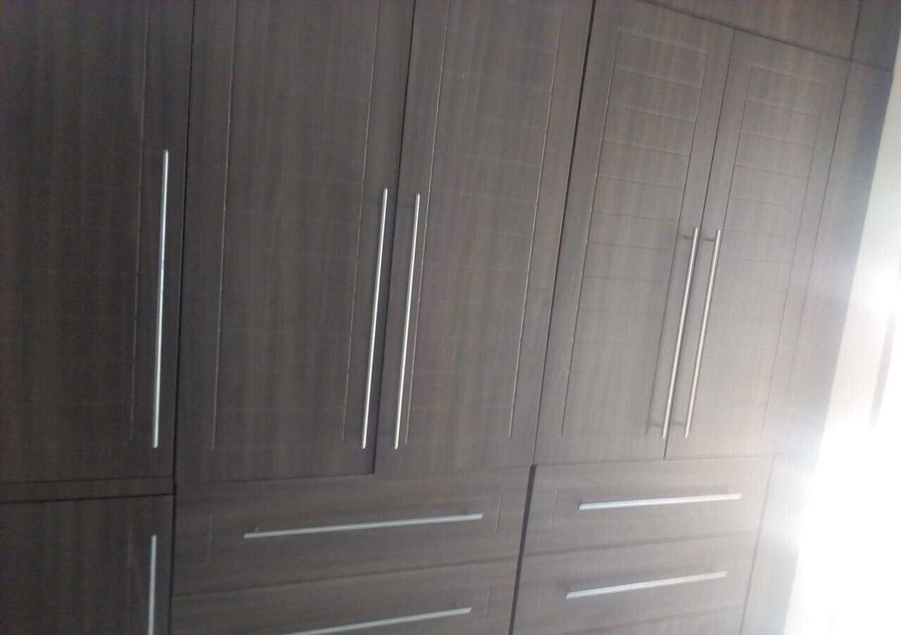 Tech-Smart 5-Bed Townhouse with Balcony Views - Spring Valley