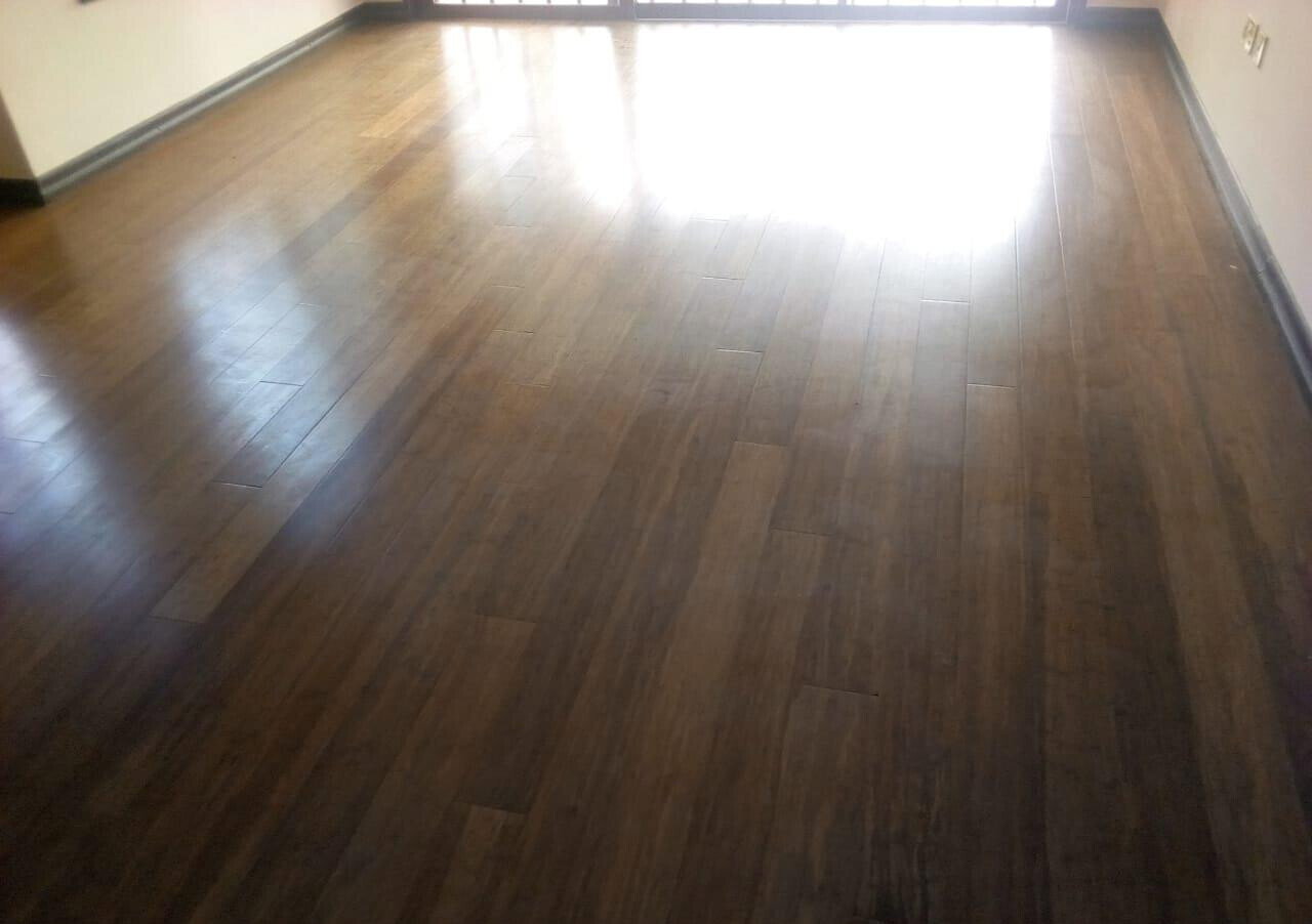 Tech-Smart 5-Bed Townhouse with Balcony Views - Spring Valley