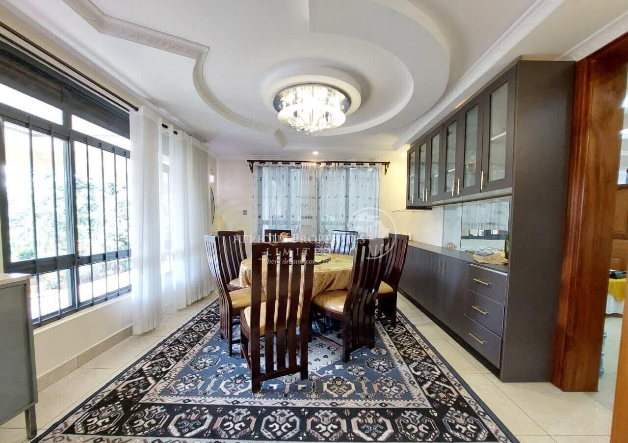 5-Ensuite Townhouse with Guest House & Gym – Karen