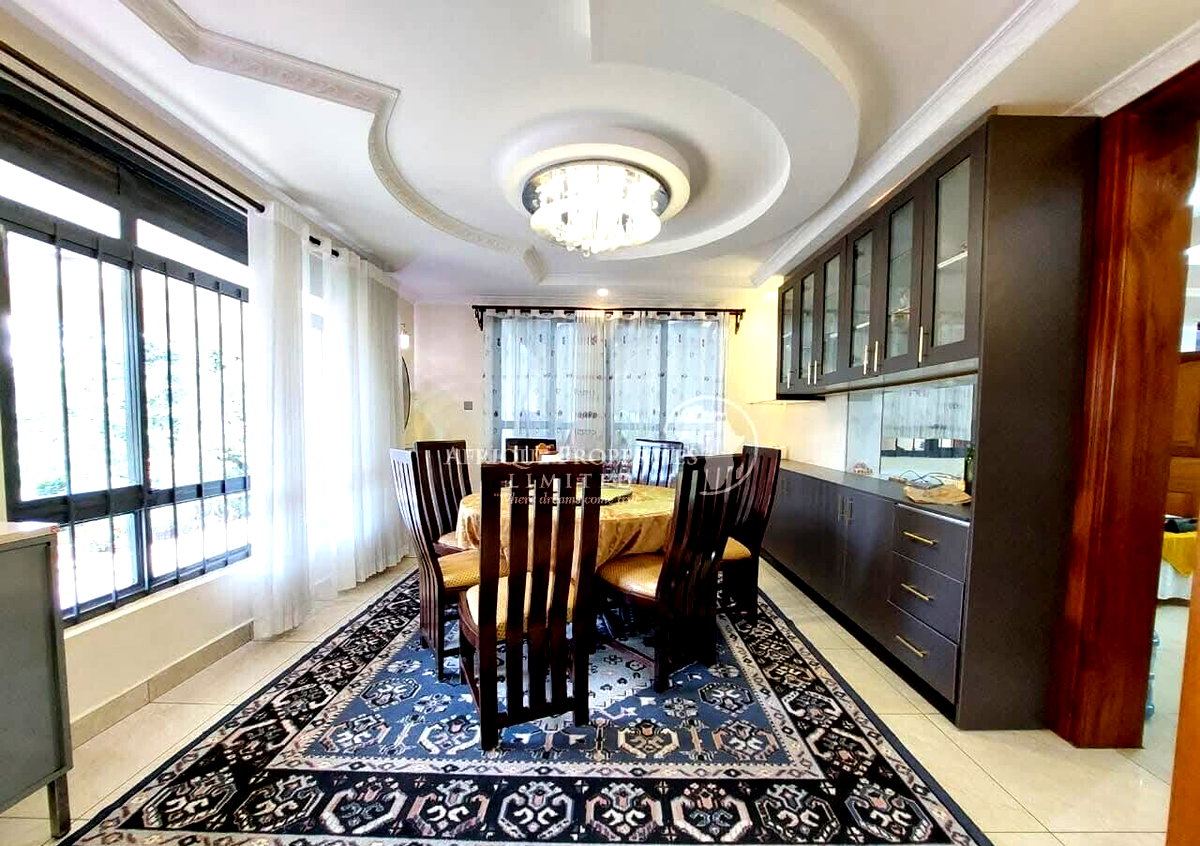 5-Ensuite Townhouse with Guest House & Gym – Karen