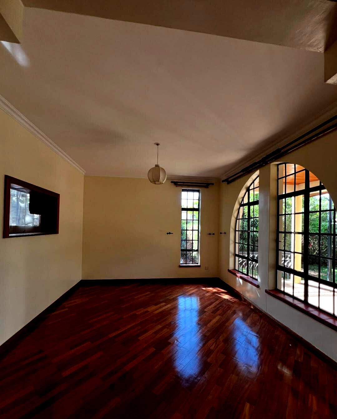 4-Ensuite Townhouse with Private Garden & DSQ - Lavington
