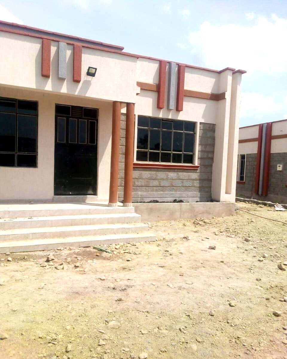3BR Townhouse with Open Kitchen & Garden Sitting - Kitengela