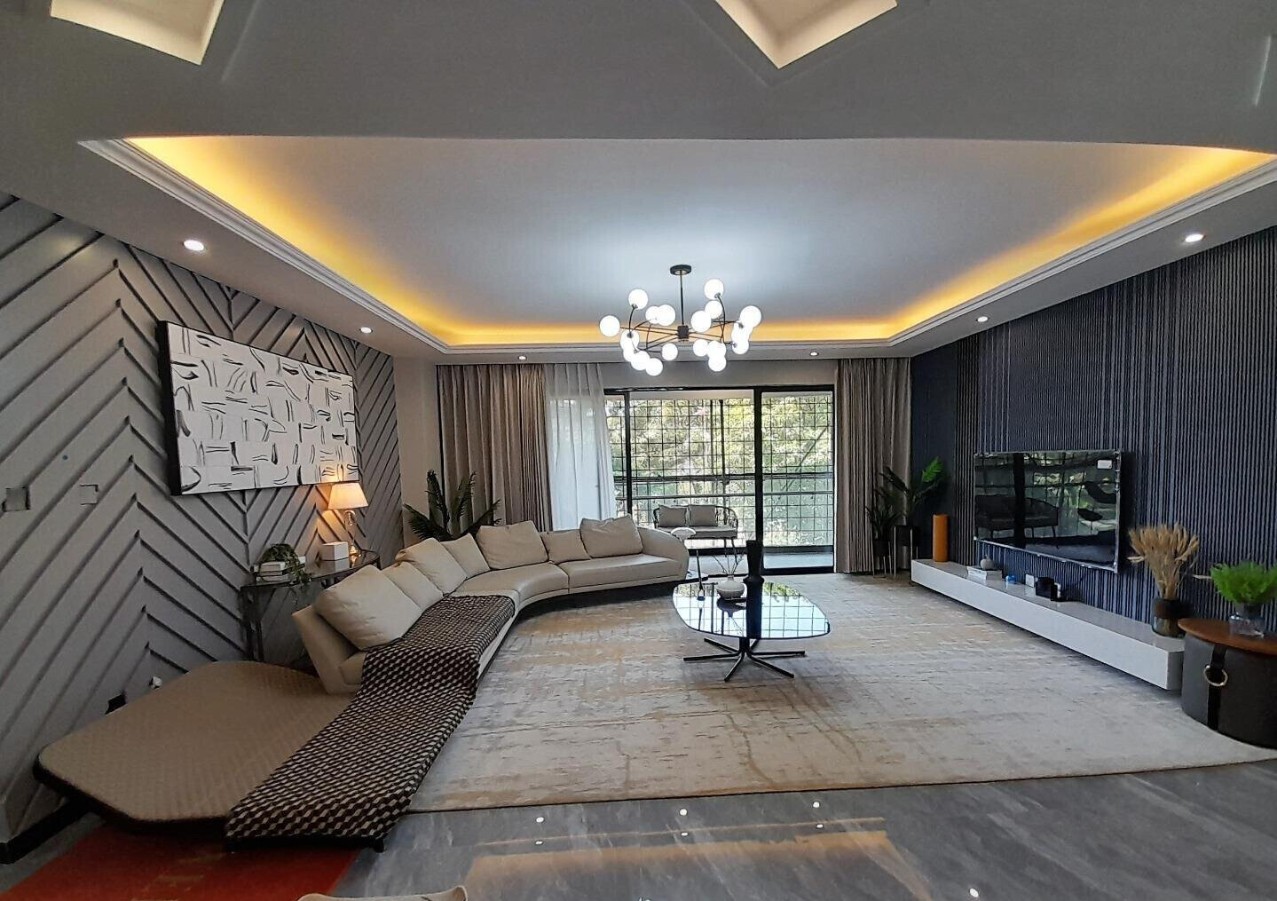 3BR All En-Suite Apartment with DSQ & Pool - Lavington