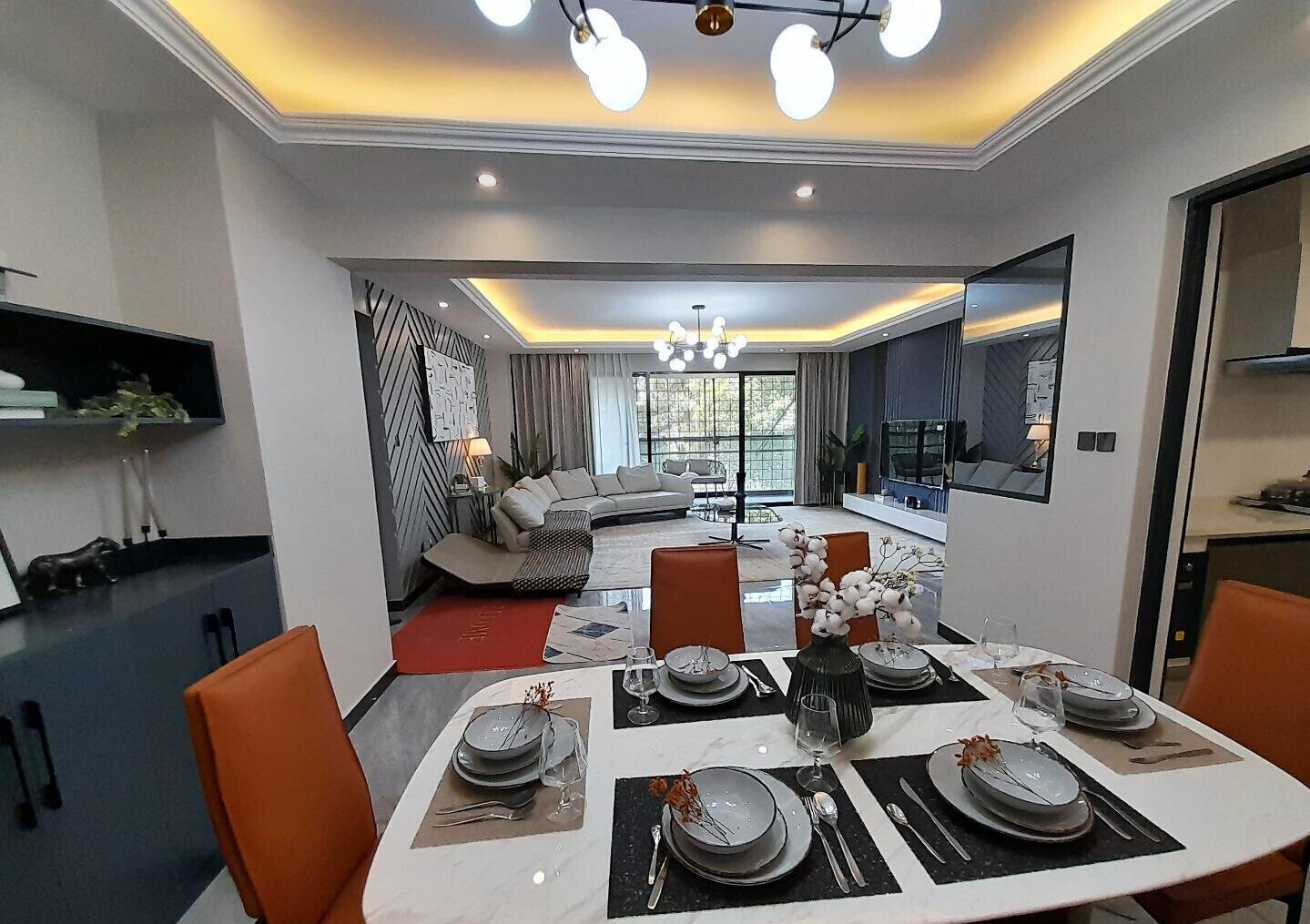 3BR All En-Suite Apartment with DSQ & Pool - Lavington