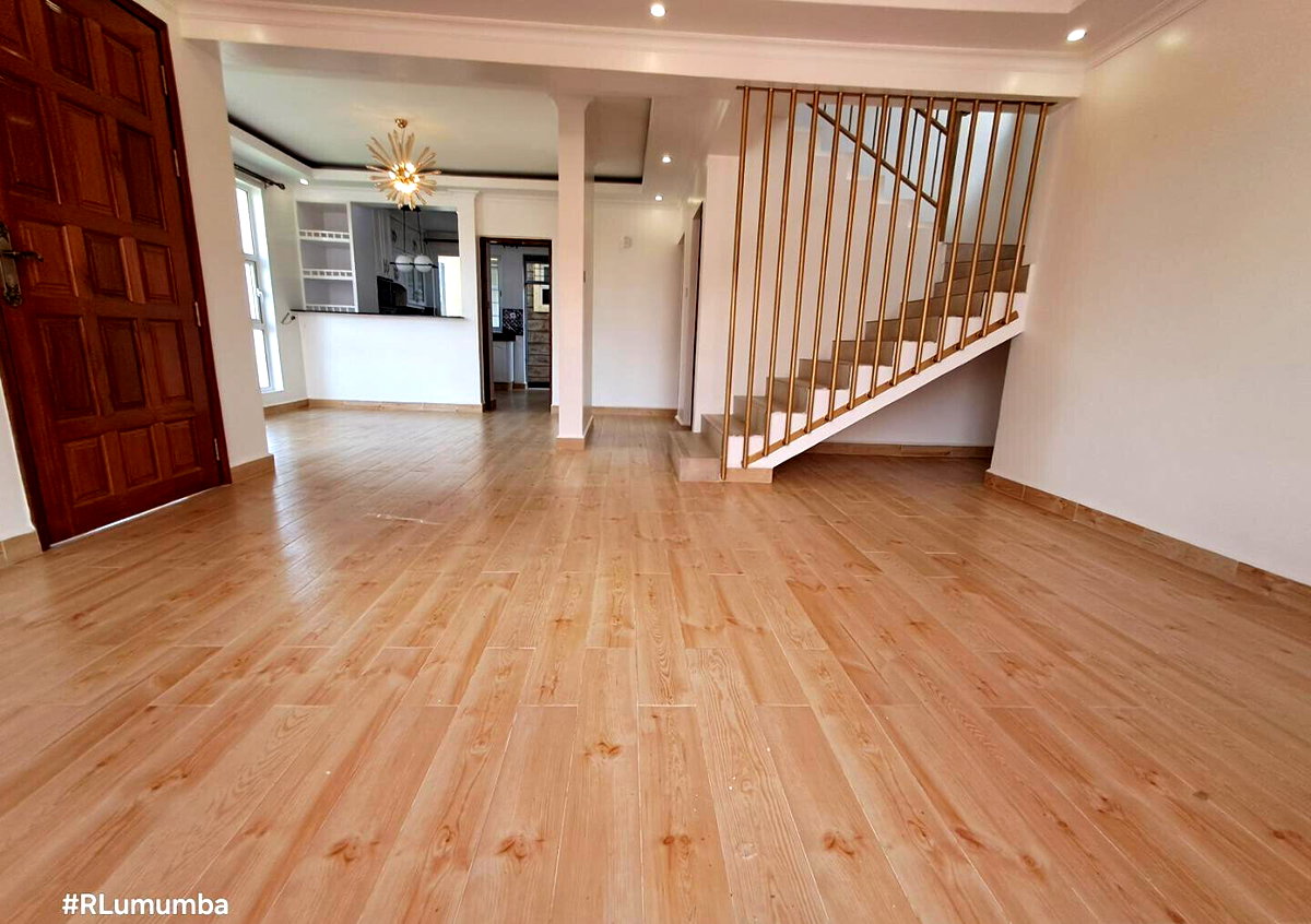4BR Townhouse with Pool, Gym & DSQ - Acacia, Kitengela