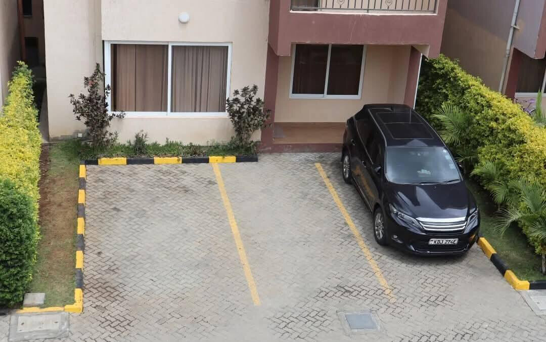 4BR Villa with DSQ & Solar - 1km Behind Gateway Mall, Syokimau