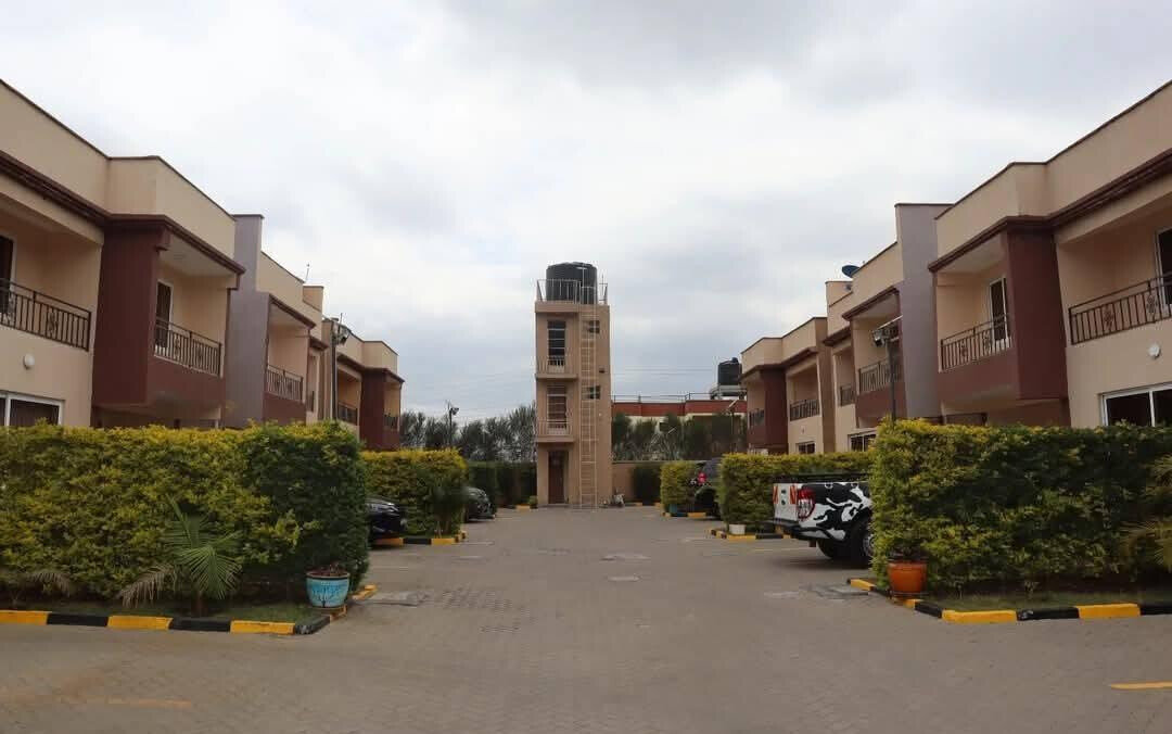 4BR Villa with DSQ & Solar - 1km Behind Gateway Mall, Syokimau