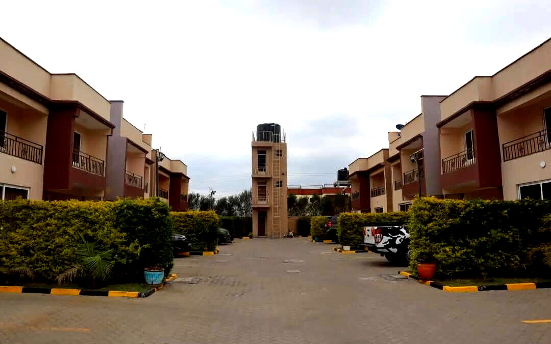 4BR Villa with DSQ & Solar - 1km Behind Gateway Mall, Syokimau