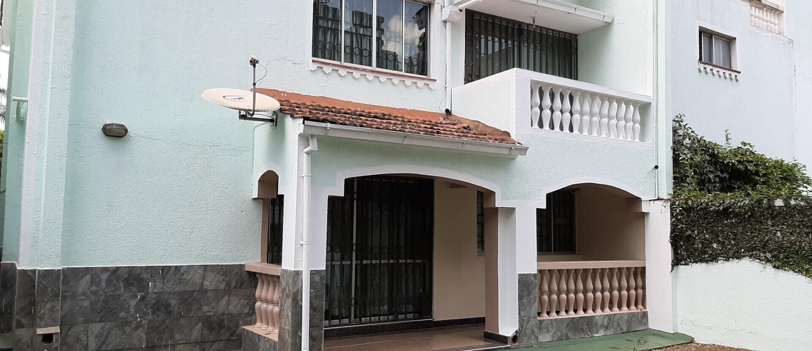 4-Ensuite Townhouse with Gym & Artic Area - Lavington
