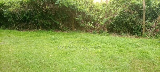 3bdrm Maisonette in Scenic Apartments, Hurlingham for sale