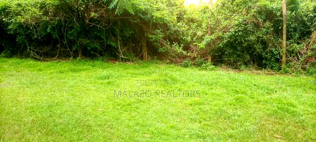 3bdrm Maisonette in Scenic Apartments, Hurlingham for sale