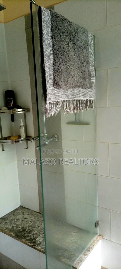 3bdrm Maisonette in Scenic Apartments, Hurlingham for sale - Image 13