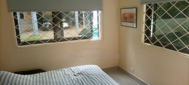 3bdrm Maisonette in Scenic Apartments, Hurlingham for sale