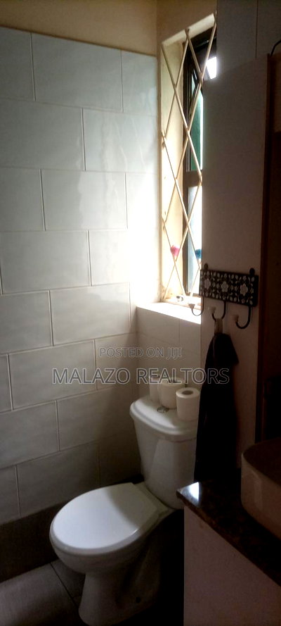 3bdrm Maisonette in Scenic Apartments, Hurlingham for sale - Image 11