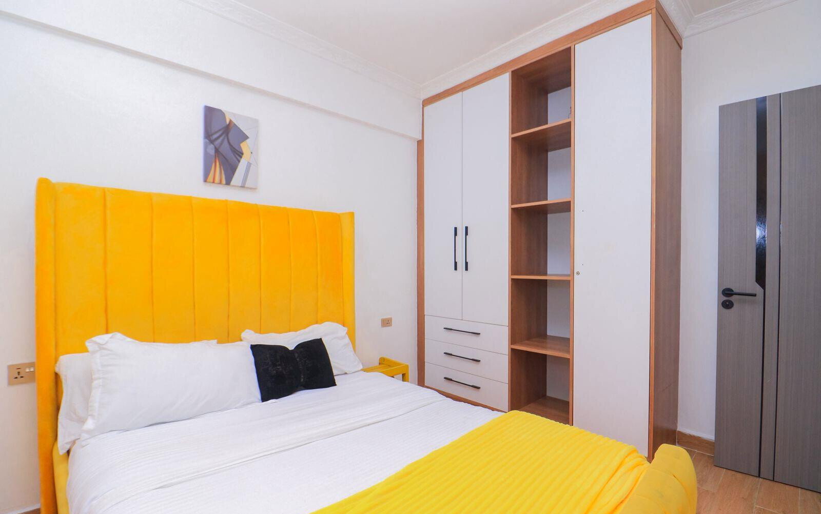 6th Floor 2BR Fully Furnished with Gym & Restaurant - Kilimani