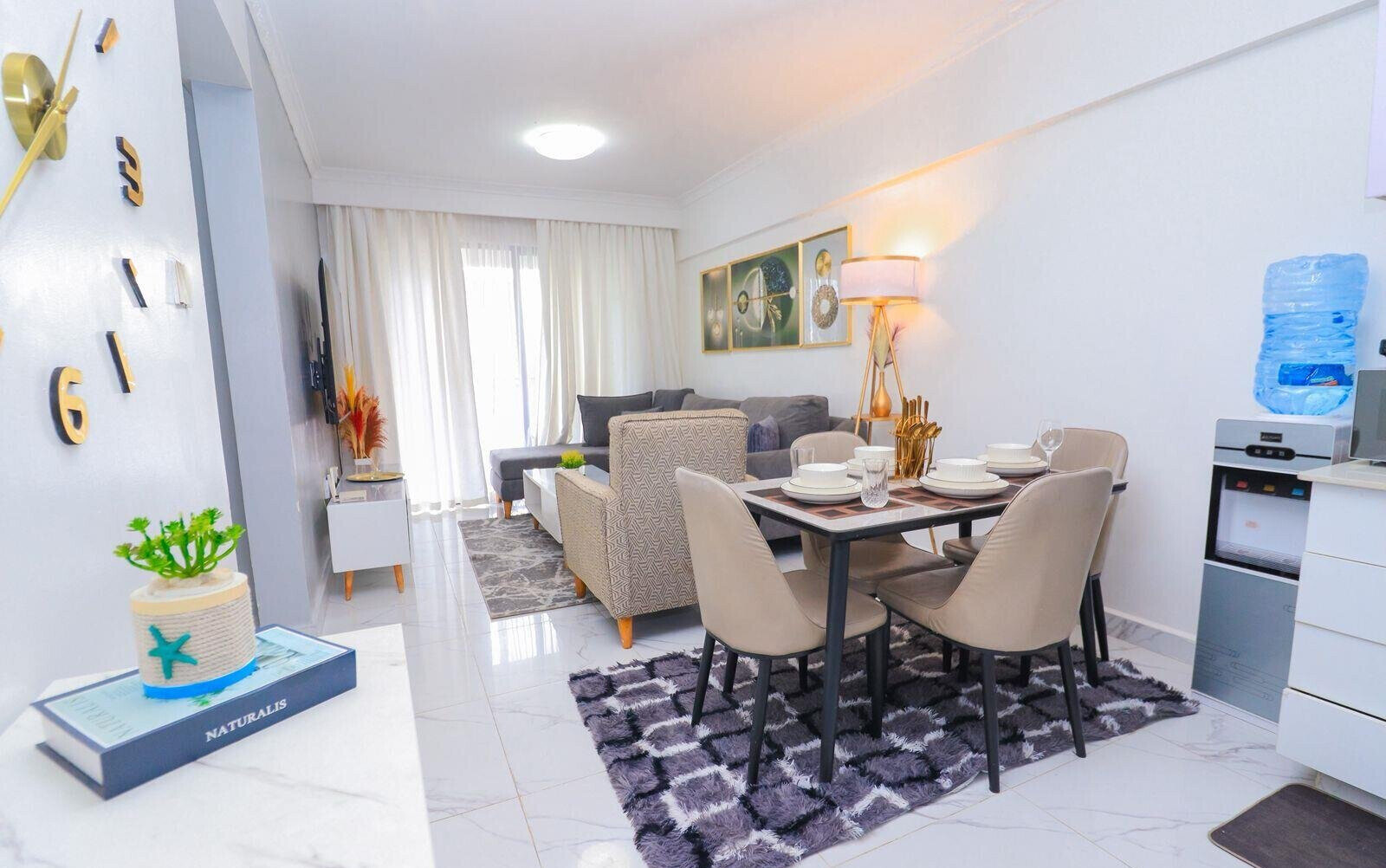 6th Floor 2BR Fully Furnished with Gym & Restaurant - Kilimani
