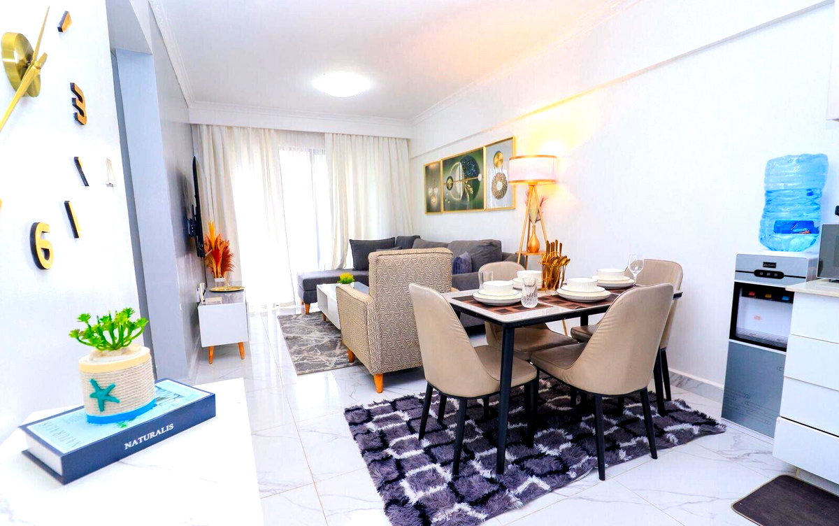 6th Floor 2BR Fully Furnished with Gym & Restaurant - Kilimani