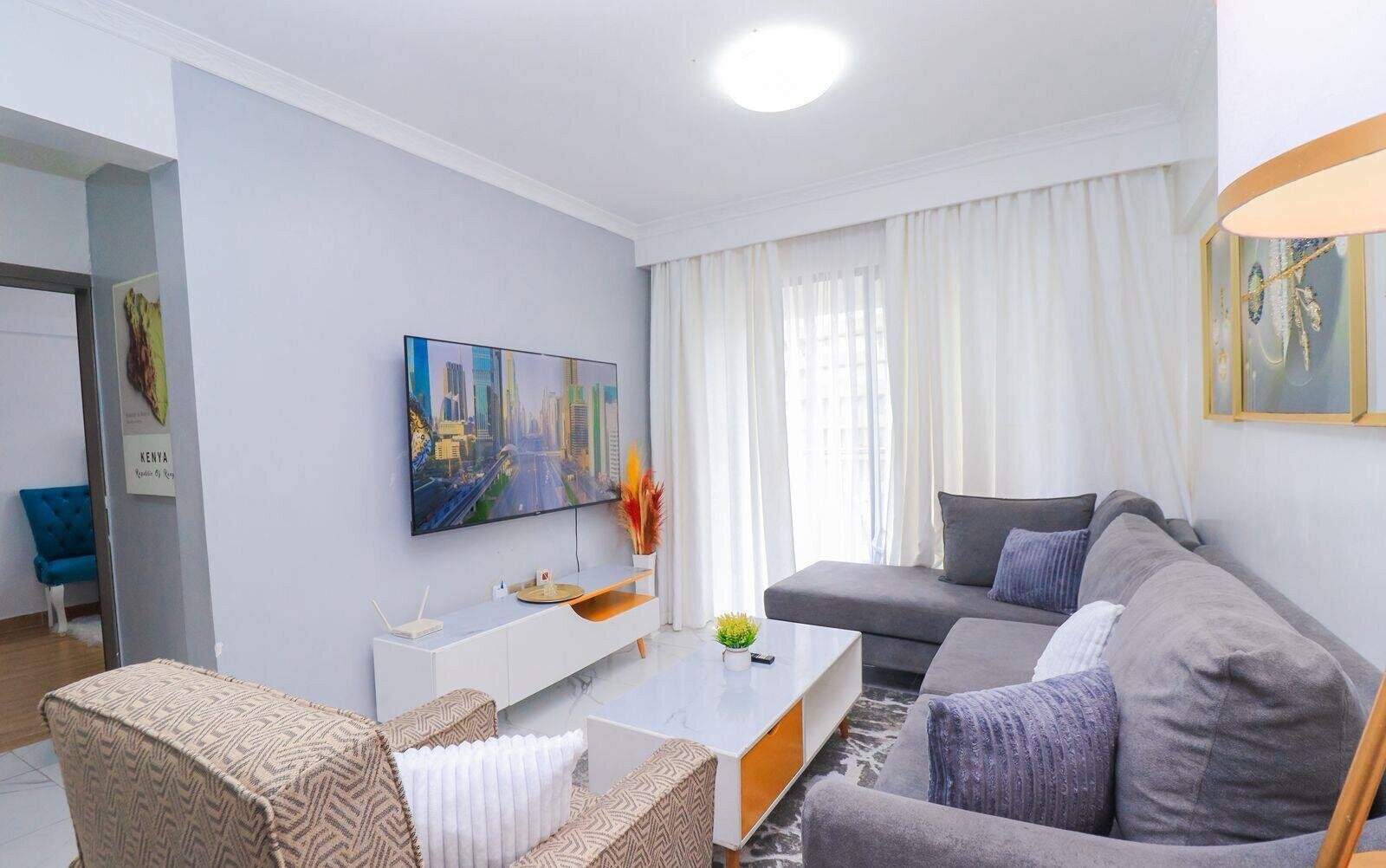 6th Floor 2BR Fully Furnished with Gym & Restaurant - Kilimani