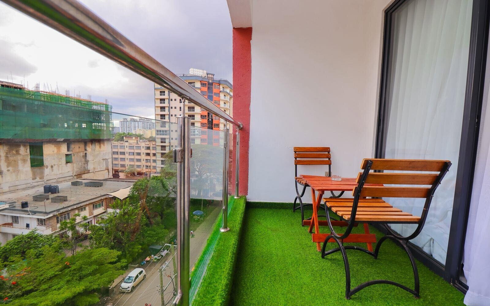 6th Floor 2BR Fully Furnished with Gym & Restaurant - Kilimani