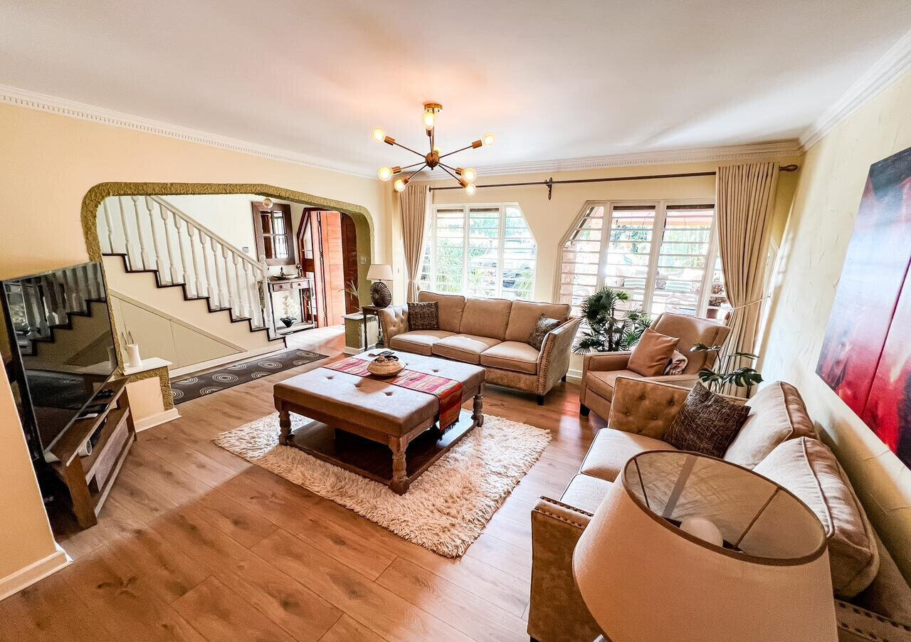 Fully Renovated 4BR Maisonette with Office & Inverter - Westlands