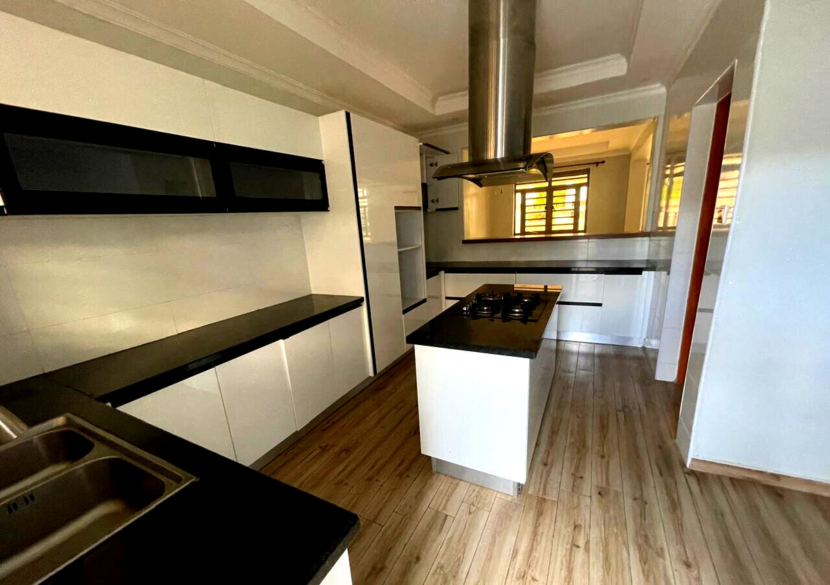 4BR All-Ensuite Townhouse with Rooftop Terrace & DSQ - Ruiru