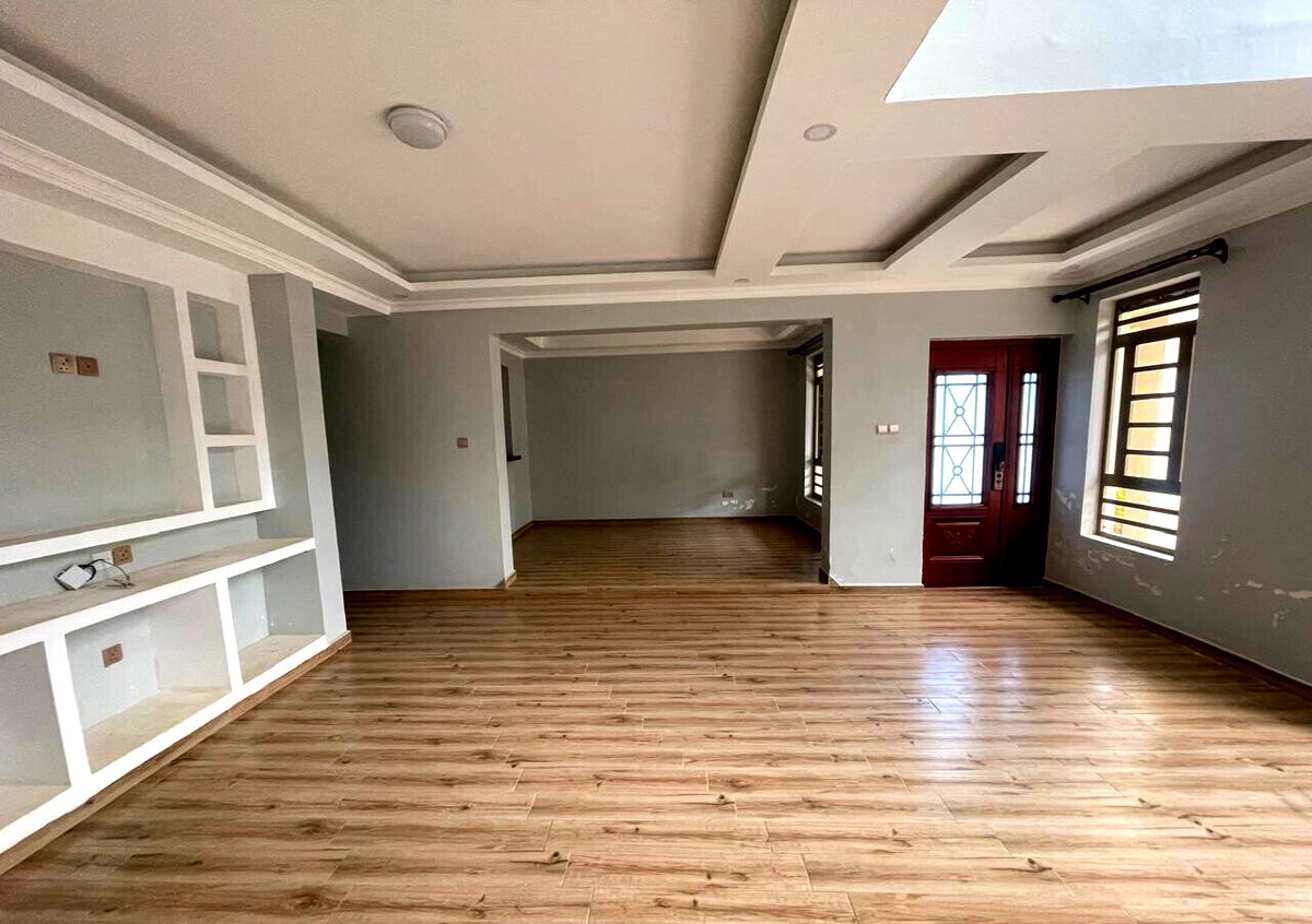 4BR All-Ensuite Townhouse with Rooftop Terrace & DSQ - Ruiru