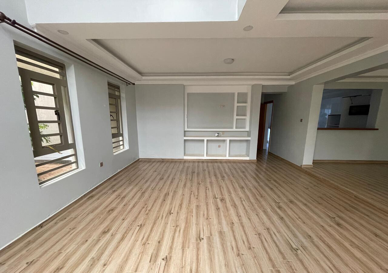 4BR All-Ensuite Townhouse with Rooftop Terrace & DSQ - Ruiru