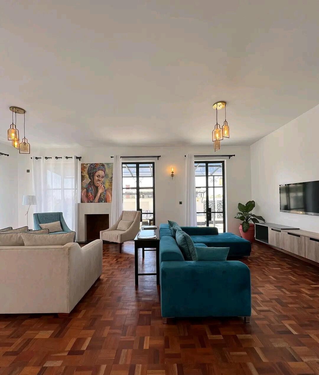 Victorian 4BR All-Ensuite Townhouse with Pool & Gym - Tigoni