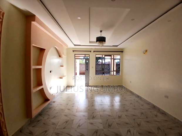 3bdrm Bungalow in Mugutha, Murera for sale