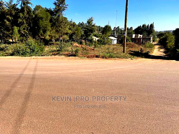 Corner Plot for Sale Touching Tarmac in Kikuyu, Kamangu.