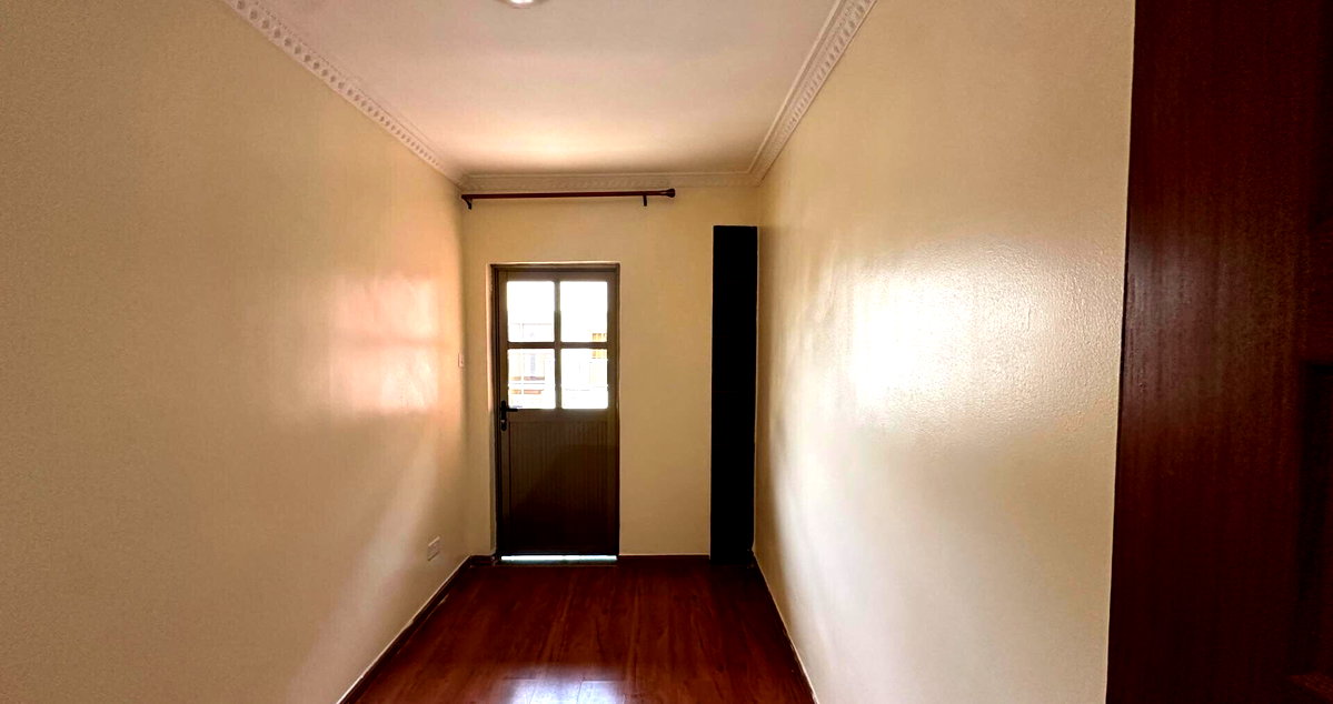5-Ensuite Villa with Study & DSQ in Lavington - KES 55M