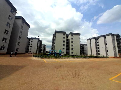 2bdrm Apartment in Gateway Mall Area for rent - Image 2