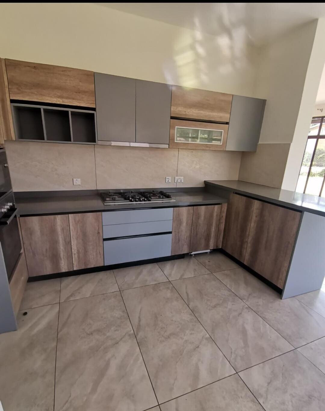 Brand-New 4-Bed Contemporary Villa with Natural Light – Karen