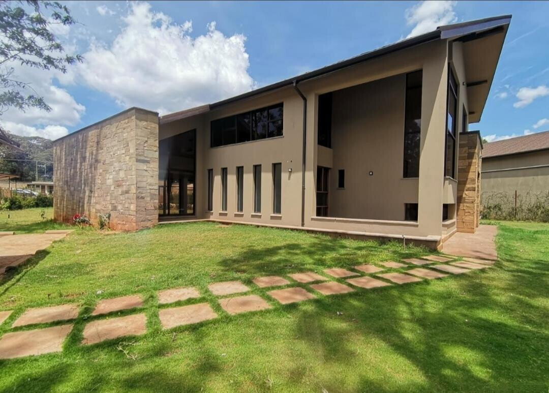 Brand-New 4-Bed Contemporary Villa with Natural Light – Karen