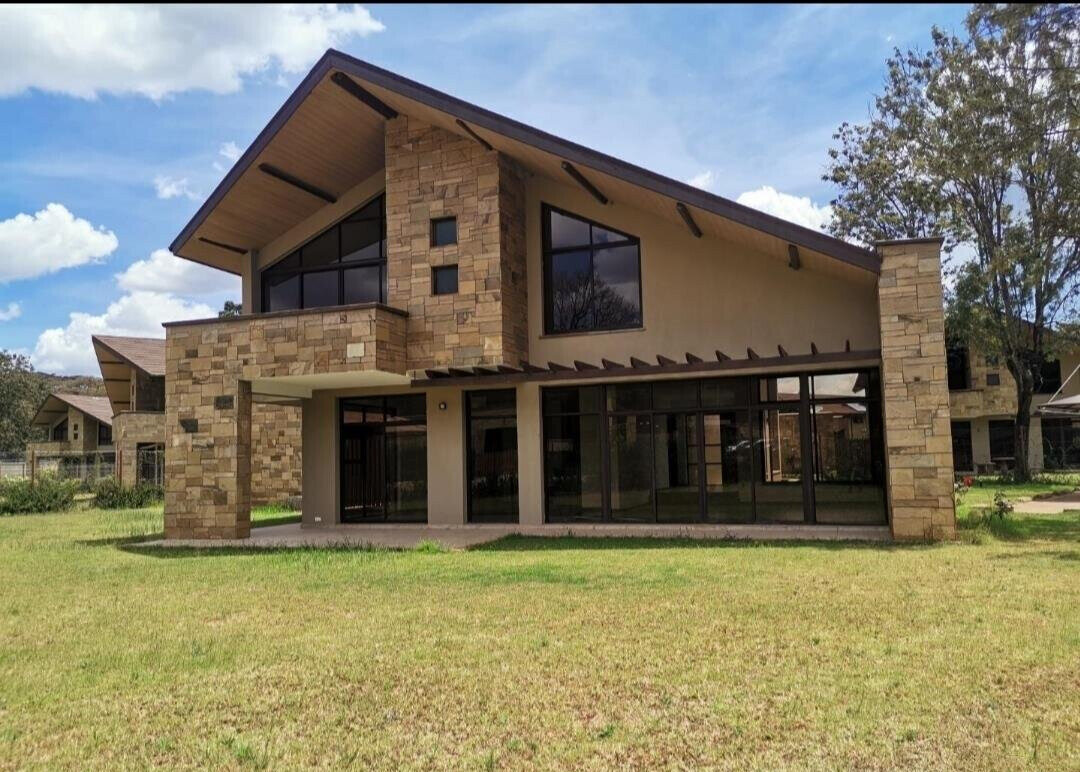 Brand-New 4-Bed Contemporary Villa with Natural Light – Karen