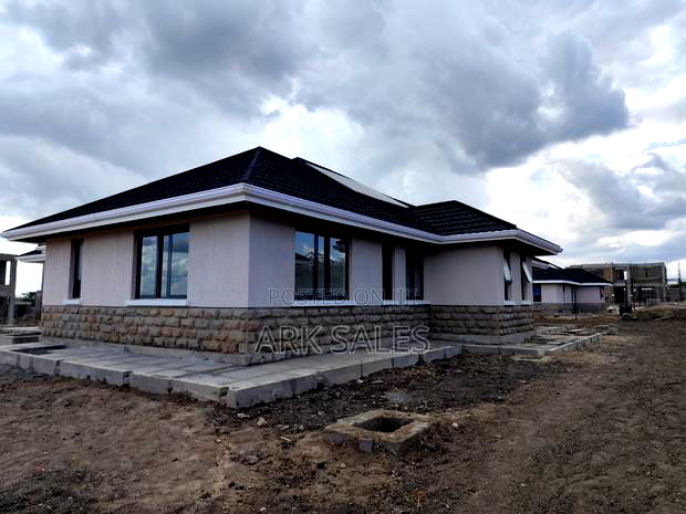 3bdrm Bungalow in Lukenya Plains, Mtito Andei for sale
