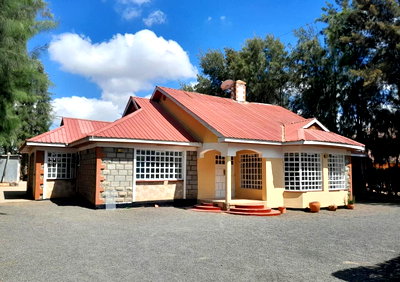Half Acre 4BR Bungalow for KSh 55K