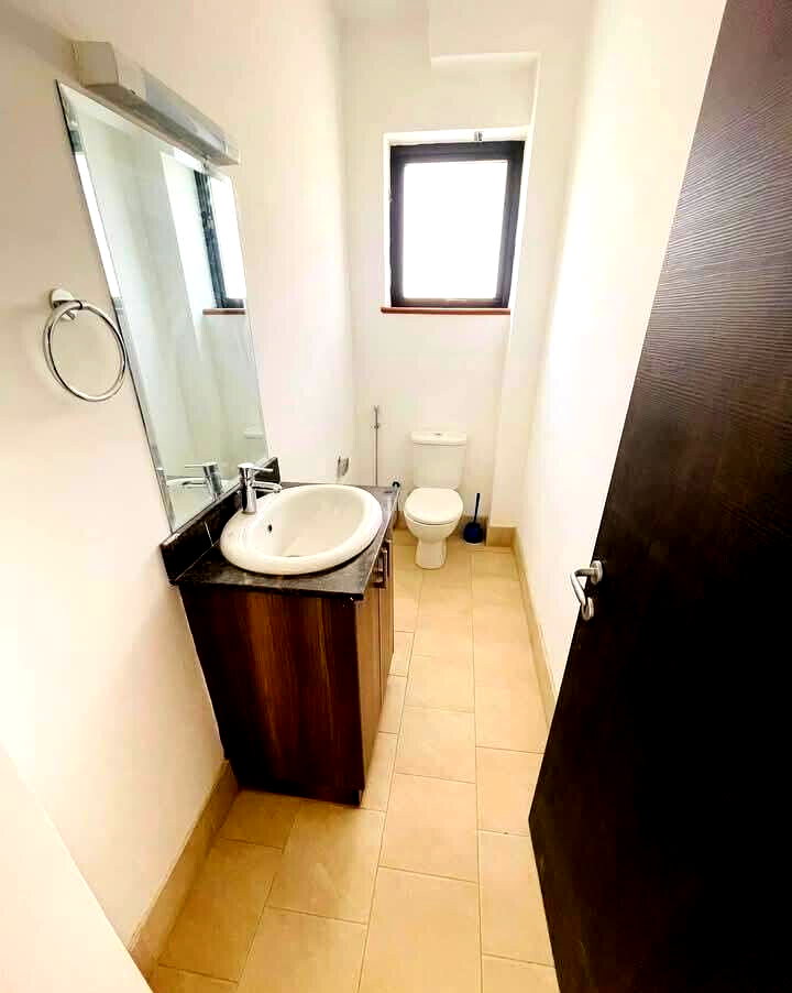 100x100 5BR All-Ensuite Maisonette with DSQ & Roof Terrace - Kitengela