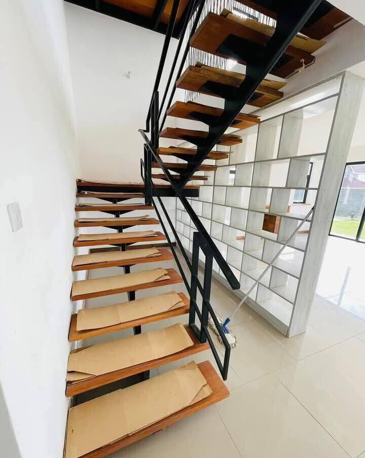 100x100 5BR All-Ensuite Maisonette with DSQ & Roof Terrace - Kitengela